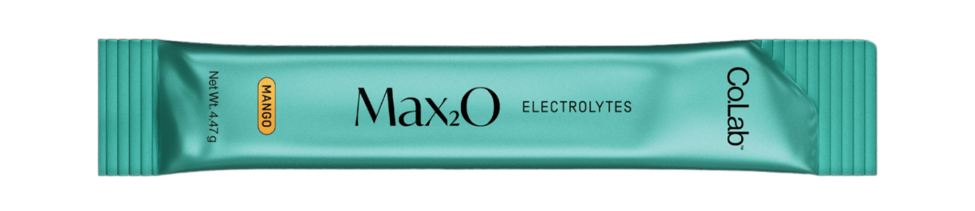 Bustina individuale Max₂O su sfondo trasparente